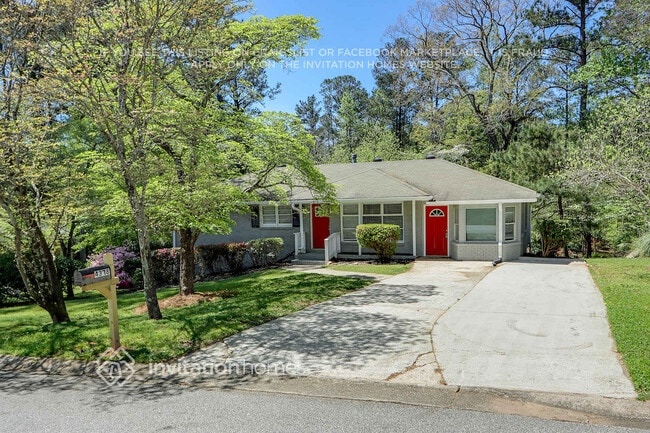 Building Photo - 4378 Chelou Dr