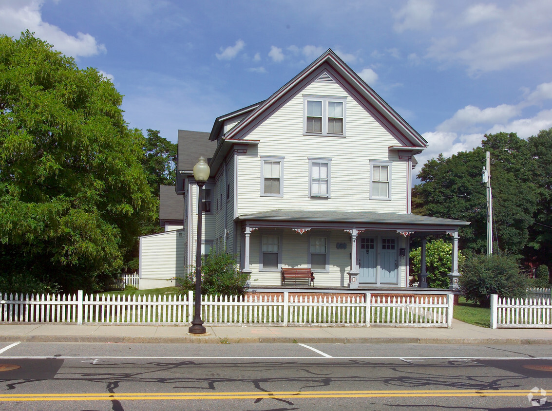 Building Photo - 89 N Main St