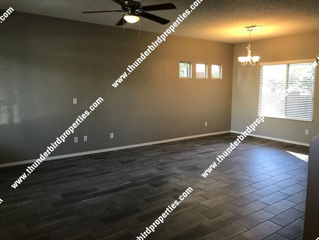Building Photo - Stunning Mesa Del Sol Home