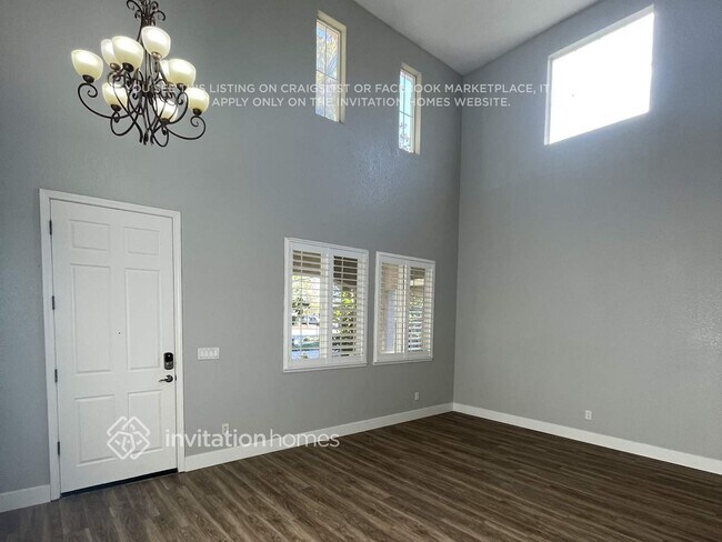 Foto del edificio - 406 Tara Bella Pl