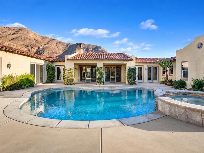 Building Photo - 3035 Arroyo Seco