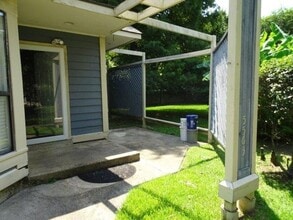 Building Photo - 5563 Downing St