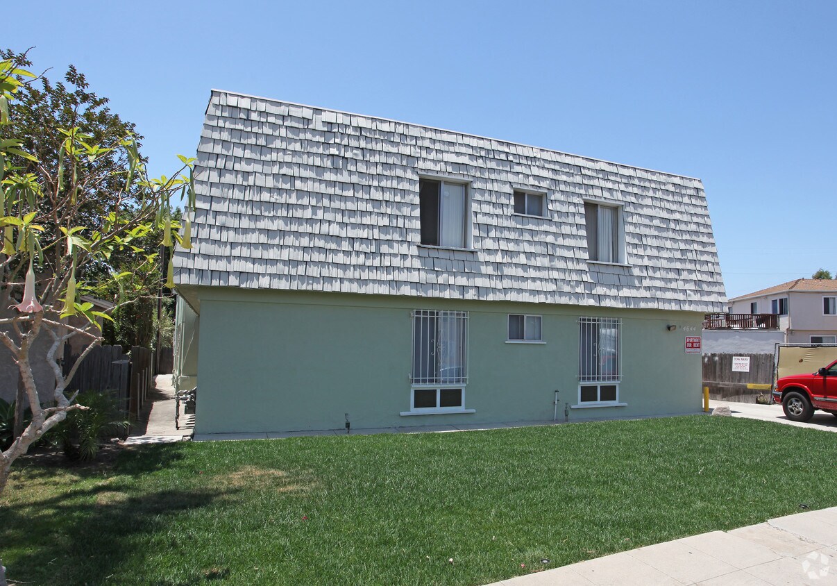 Building Photo - 4644 Soria Dr