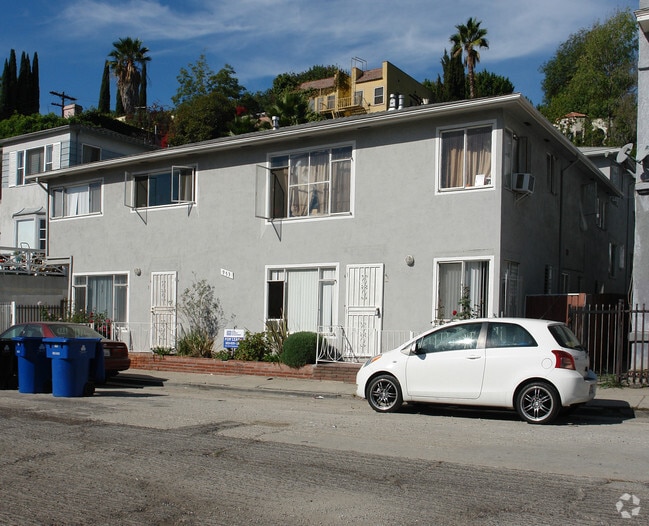 Building Photo - 953 North Vendome