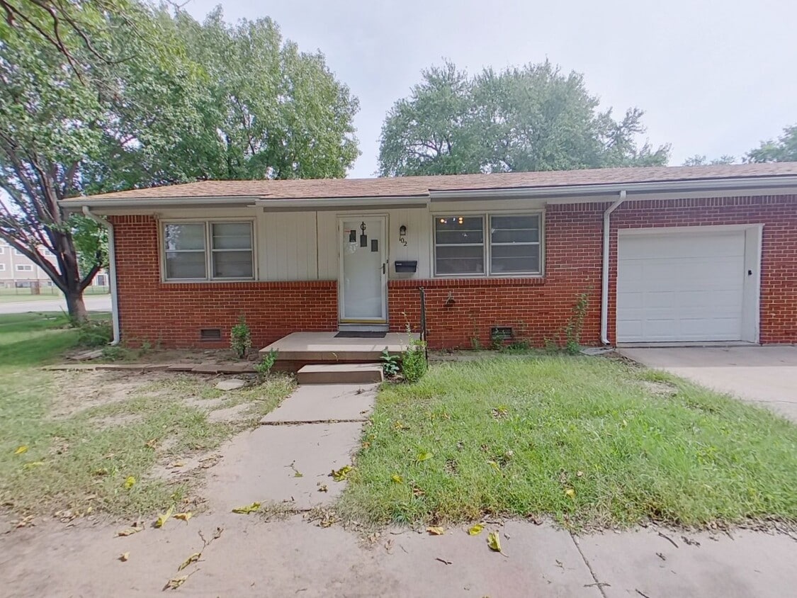 Foto principal - 102 S Mt Carmel St