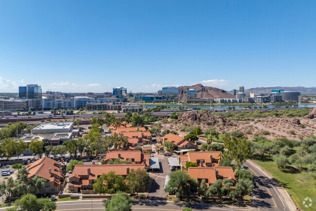 Building Photo - Papago Park Village