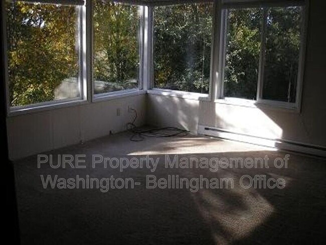 Foto del edificio - 2628 West St