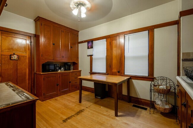 Kitchen - 2348 N 55th St