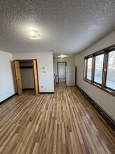 Building Photo - 401 Slater St