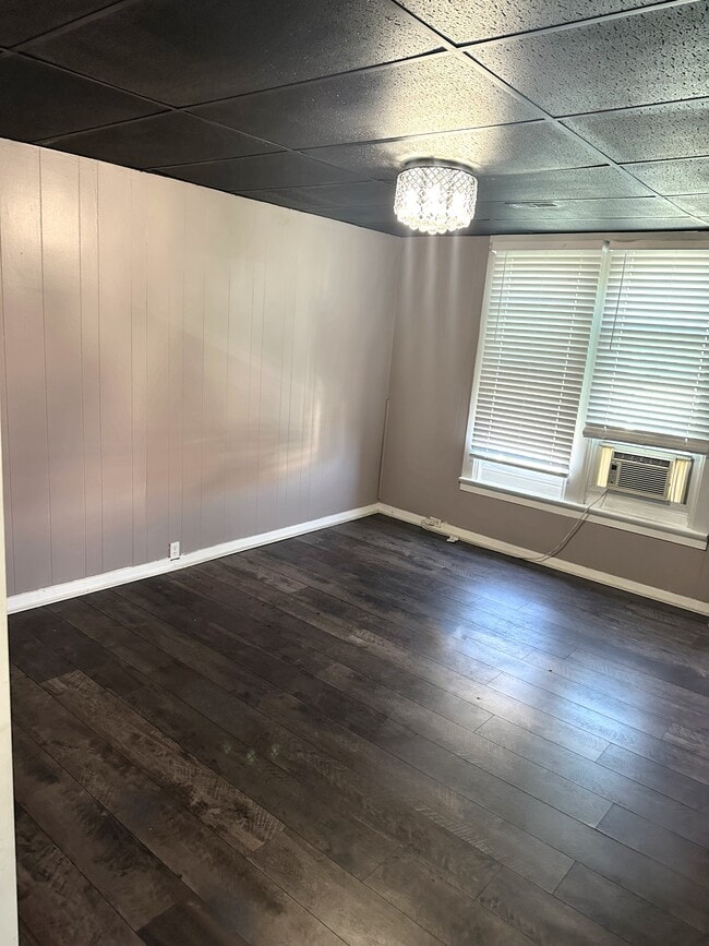 2nd living room (can be used as bedroom ) - 114 17th St