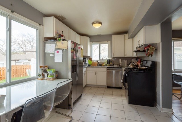 Building Photo - 5016 Chambers Dr
