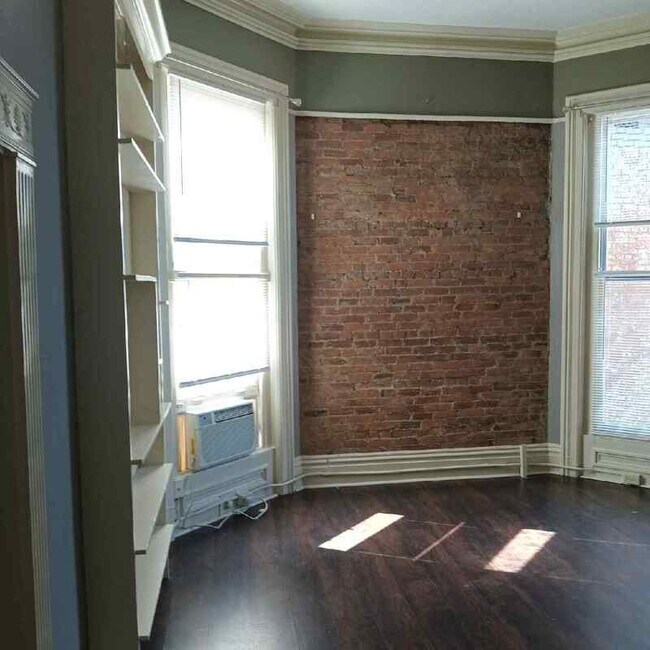 Foto del edificio - 1128 S 3rd St