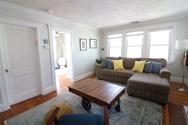Foto del edificio - 67 Withington Rd