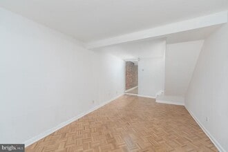 Building Photo - 1044 Patapsco St
