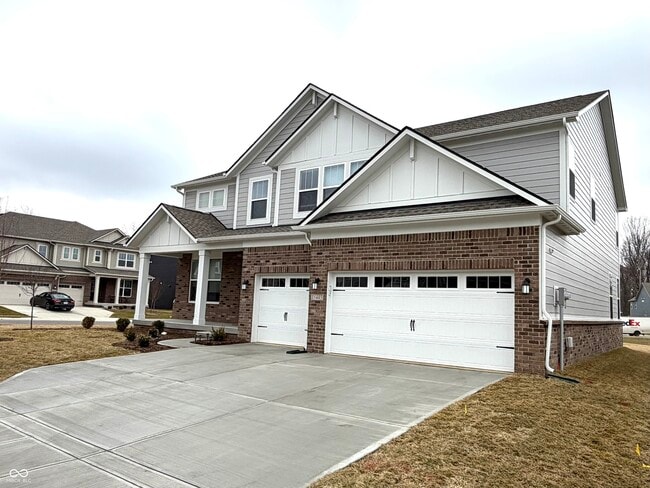 Foto del edificio - 15445 Hurst Rd