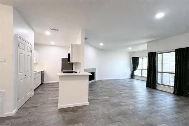 Building Photo - 9600 Royal Ln