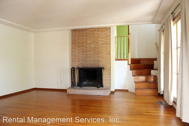 Foto del edificio - 5 br, 2.5 bath House - 224 SE 93rd Ave