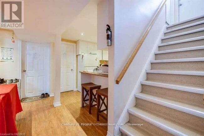 Building Photo - 477 SILVERSTONE Dr