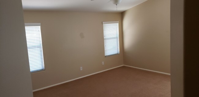 Foto del edificio - 13599 N 175th Dr