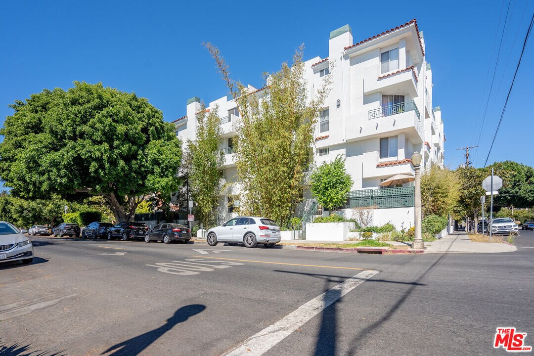 Foto principal - 350 S Norton Ave