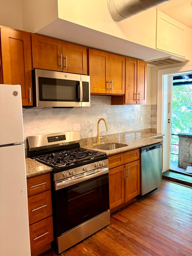 Foto del edificio - 3511 Baring St