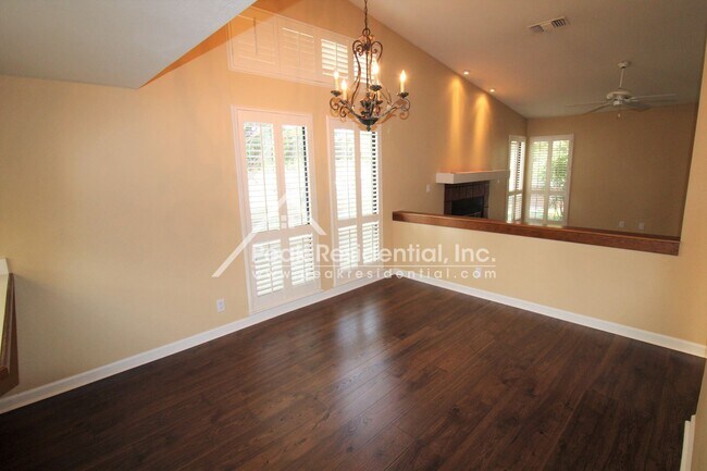 Foto del edificio - 2 br, 2 bath House - 4848 Elverde Court