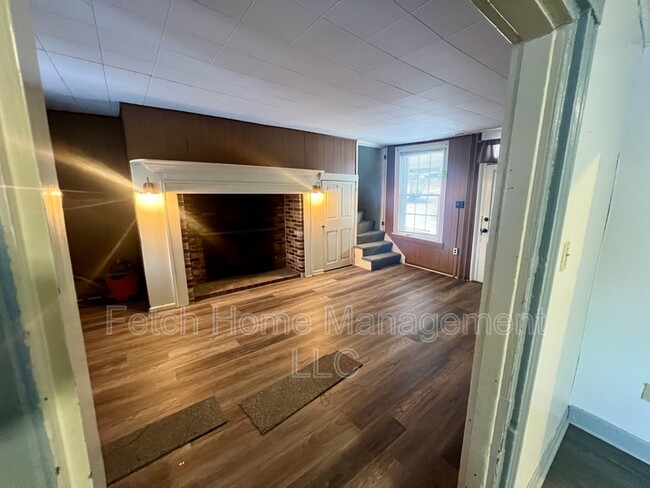 Foto del edificio - 1287 W Penn Ave