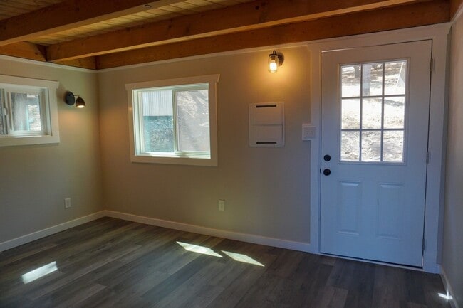 Foto del edificio - A Frame Country Cabin Style