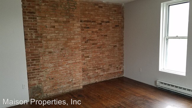 Building Photo - 71-73 Marshall St