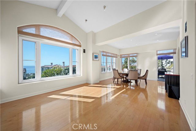 Foto del edificio - 142 Sidney Bay Dr