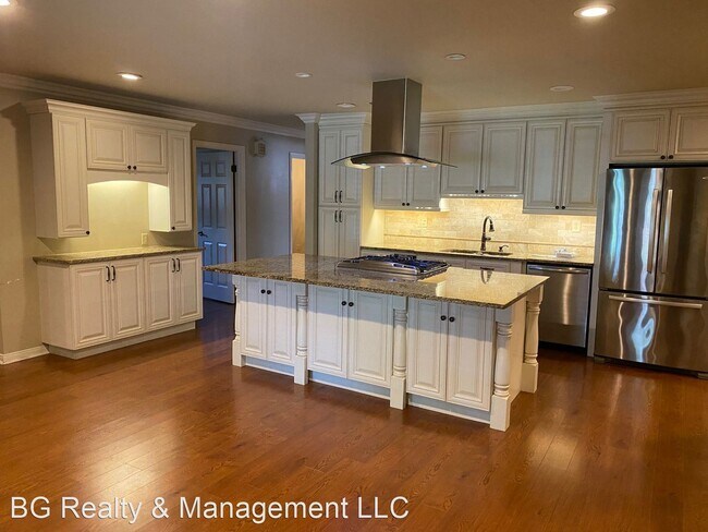 Foto del edificio - 4 br, 2 bath House - 910 Kim Drive