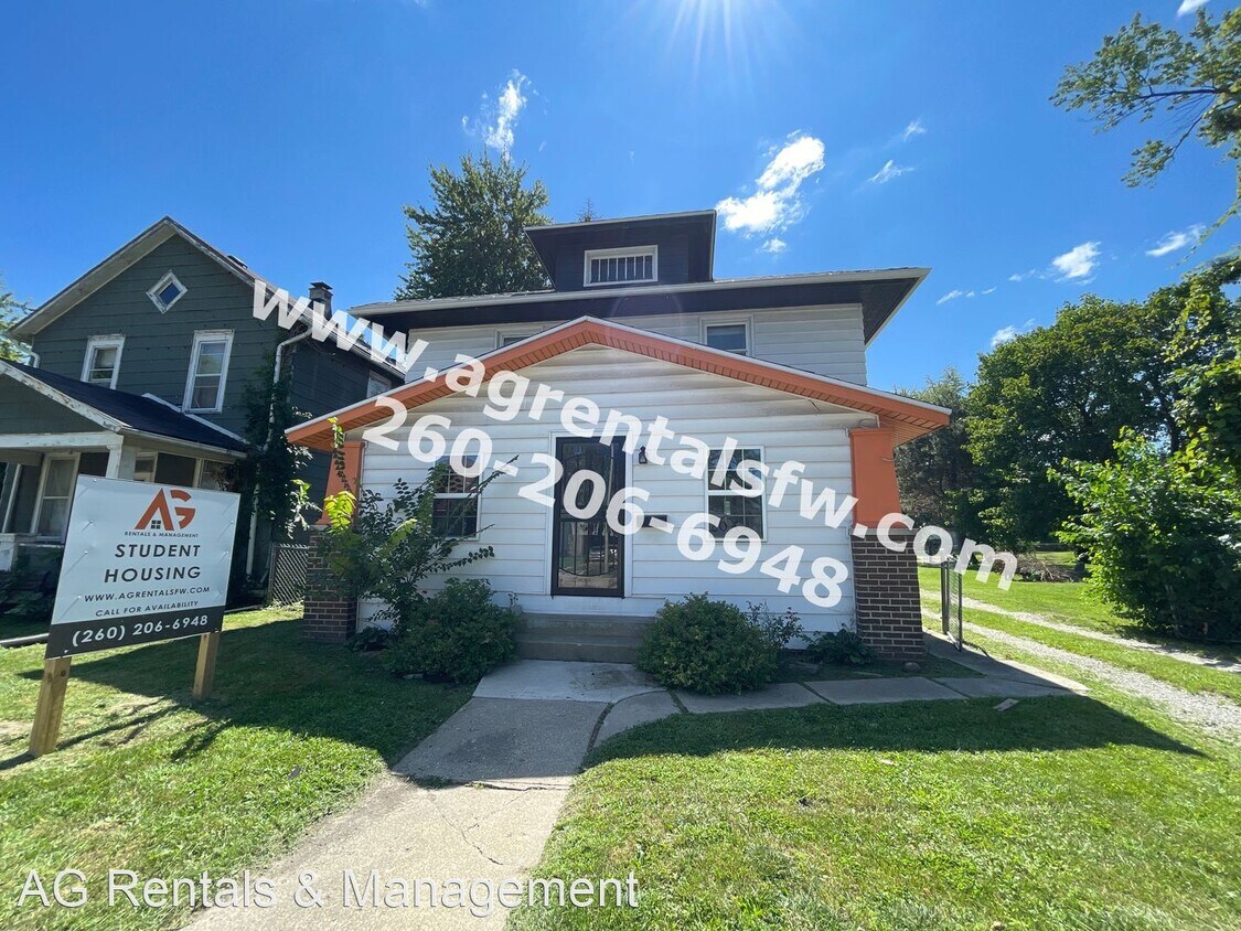 Foto principal - 5 br, 1.5 bath House - 2624 Maumee Ave
