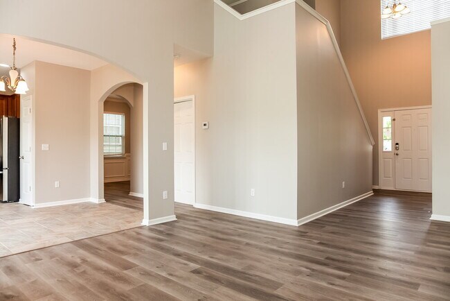 Foto del edificio - 912 Old Forester Ln