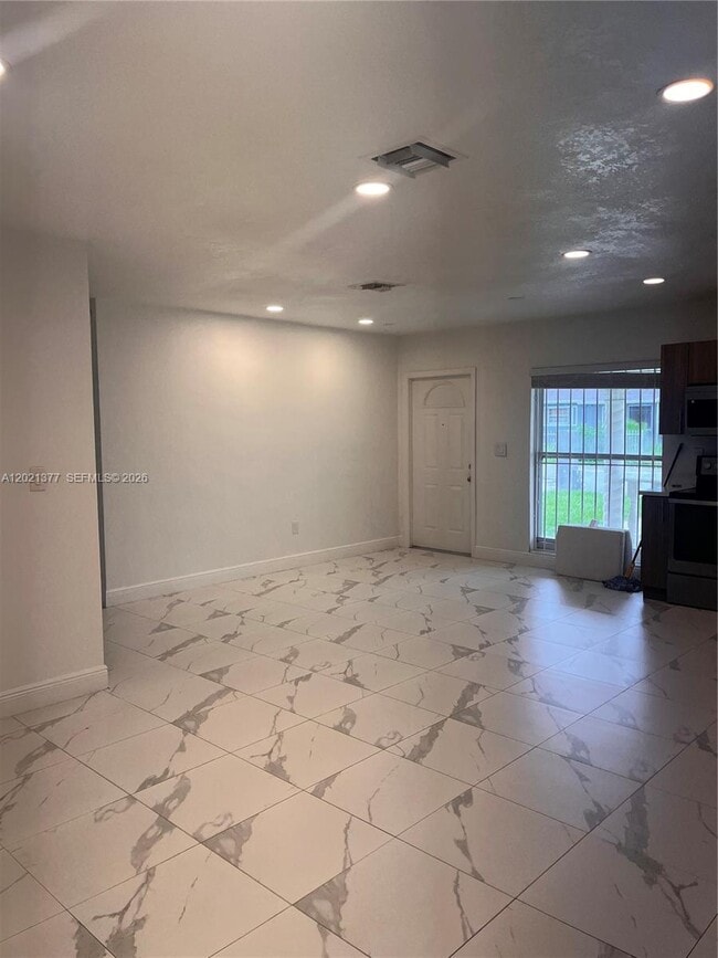 Foto del edificio - 17175 NW 41st Ave