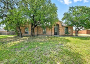 Building Photo - 132 Shumard Dr