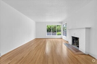 Building Photo - 9710 S Corbett Ln