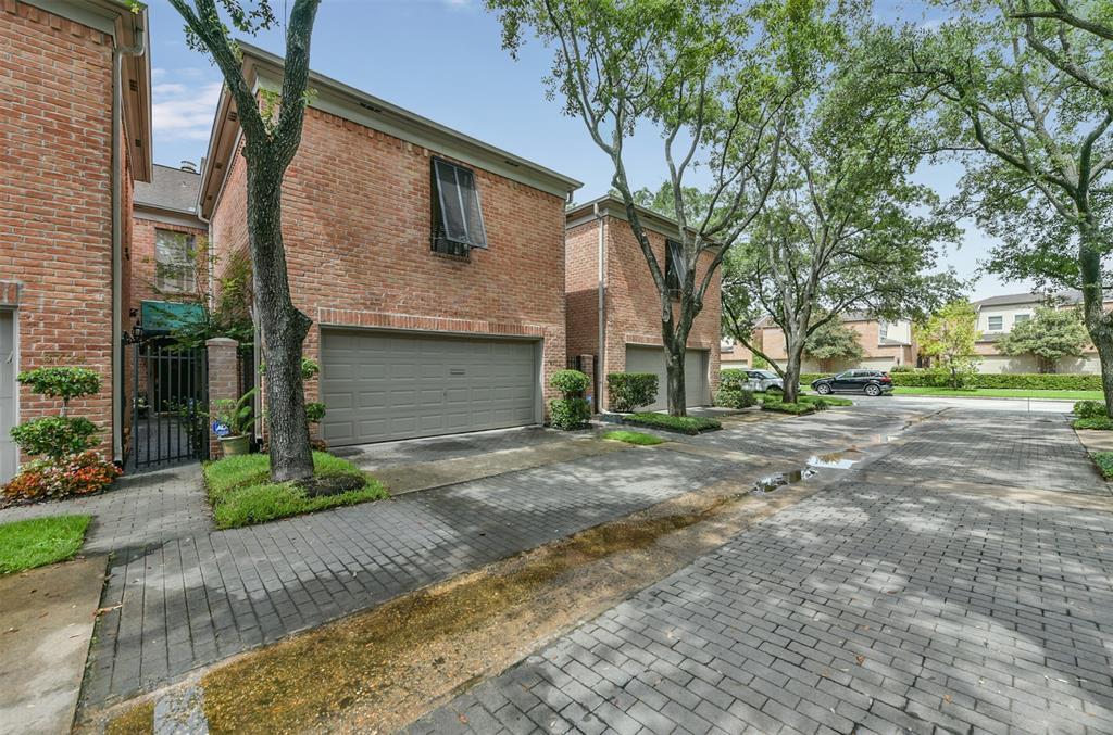 6722 Vanderbilt St, Houston, TX 77005 Condo for Rent in Houston, TX