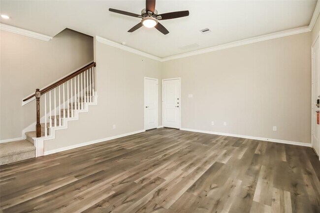 Foto del edificio - 9637 Stewart Springs Blvd