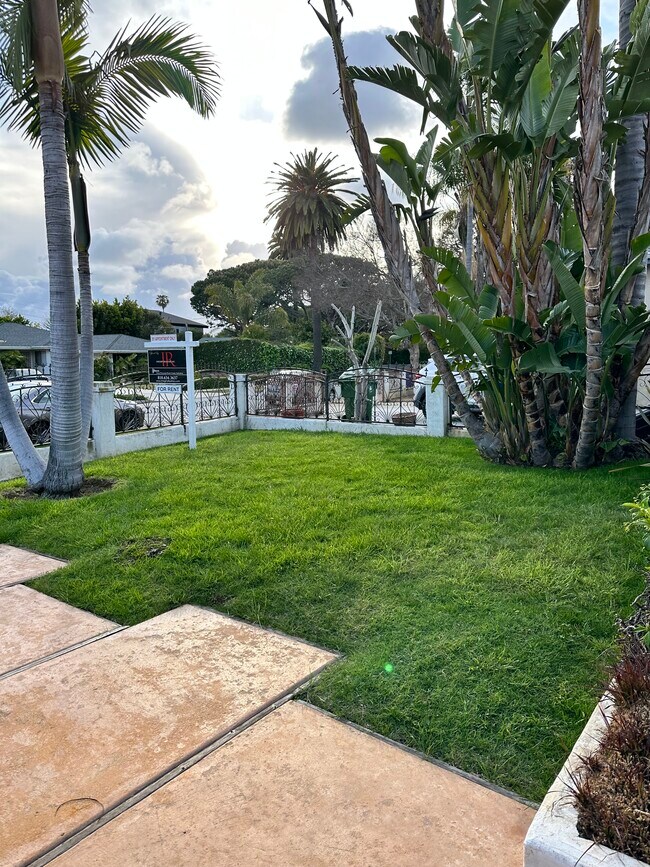 Foto del edificio - 4318 Grand View Blvd