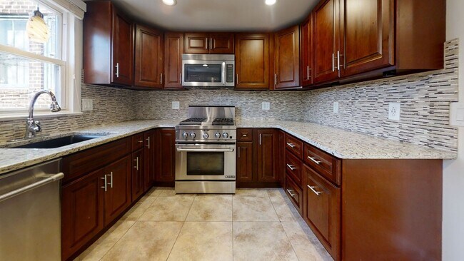 Foto del edificio - Welcome home to this stunning 1Bd/1Bth condo nestled in the heart of beautiful historic Old Town!