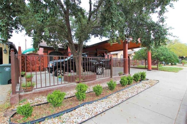 Foto del edificio - 712 Zebra Dr