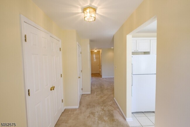Building Photo - 138 Salvatore Ct