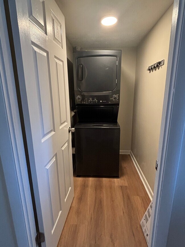Foto del edificio - 5276 Mulberry Ct