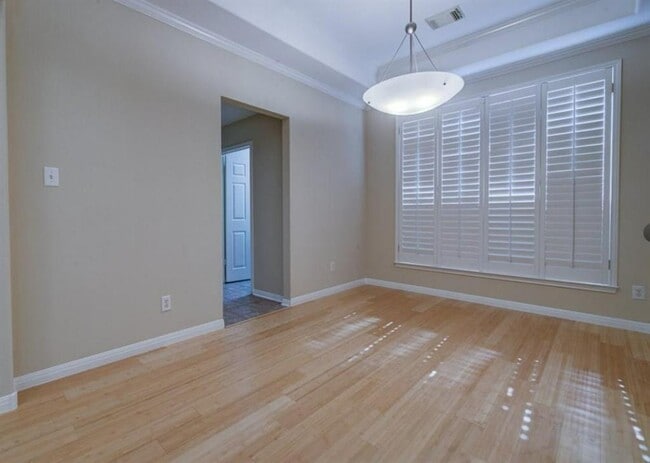 Building Photo - 15013 Cordero Dr