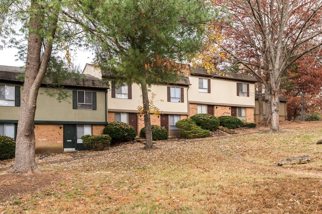 Primary Photo - Manchester Lake Townhomes