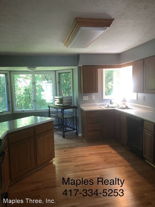 Foto del edificio - 3 br, 3 bath House - 41 Northwoods Drive