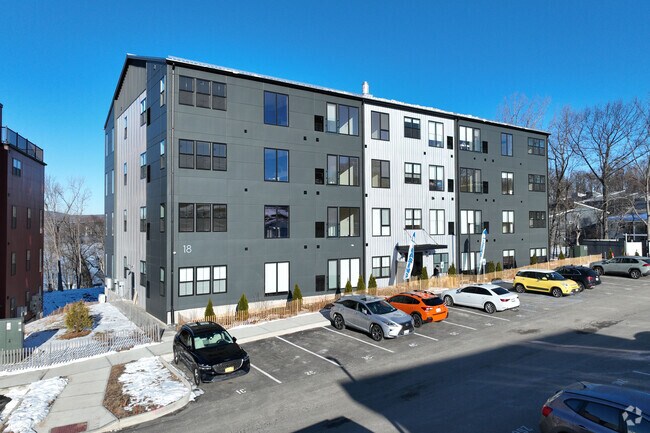 Foto del edificio - Edgewater Place