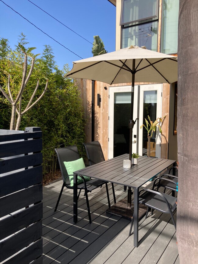 Baraja compartida - 3720 Crestwood Pl