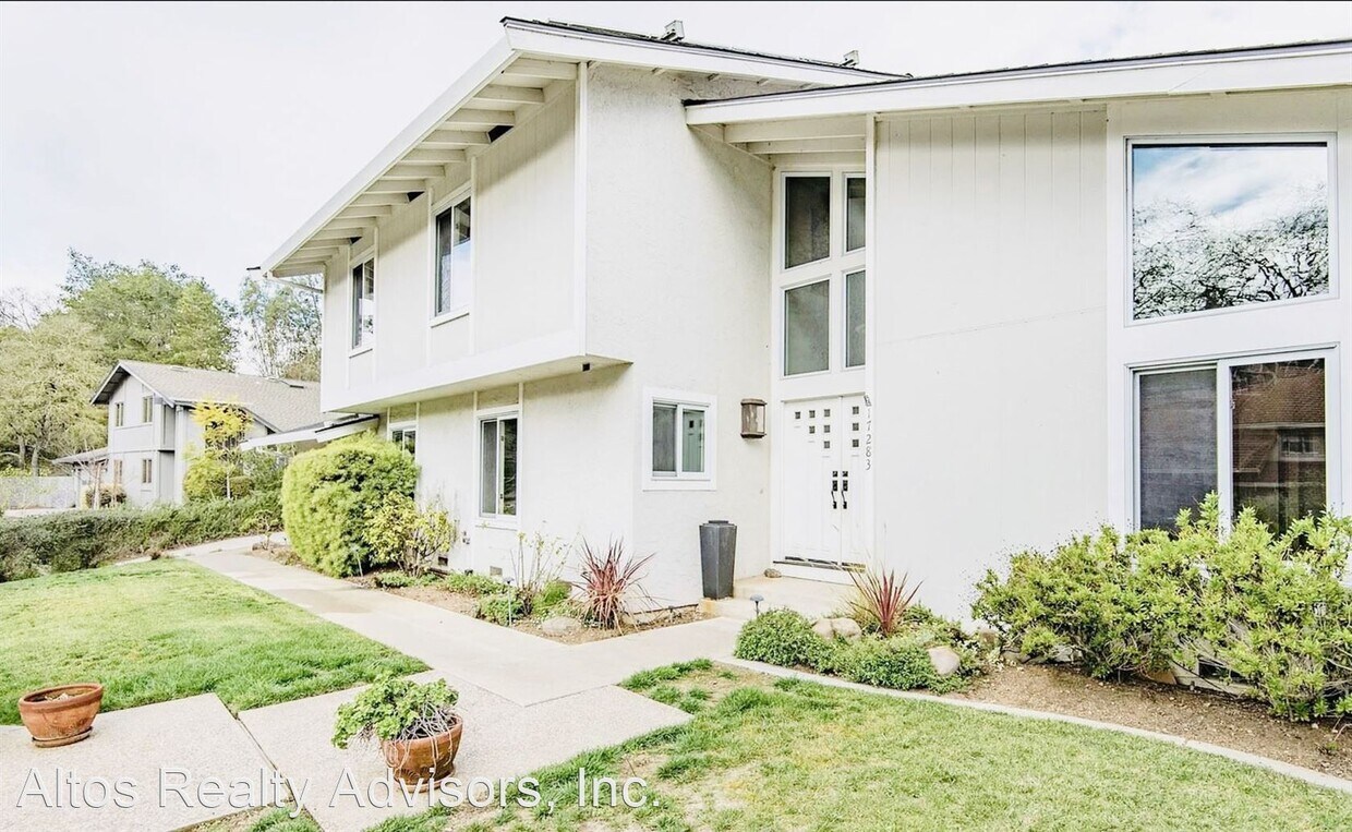 Foto principal - 4 br, 3 bath House - 17283 Eaton Lane