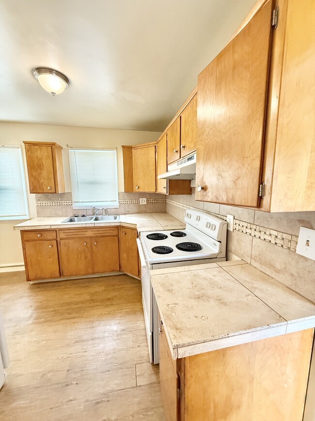 Foto del edificio - 2828 W 11th St